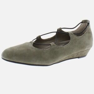 NWT ARRAY Echo Suede Leather Upper Slip On Ballet Flats Women's 8N